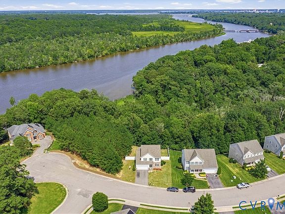 3rd image of 1916 River Ridge Pl