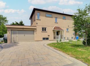 964 Pharmacy Ave, Toronto, ON M1R2G6