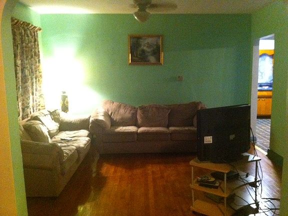 2nd image of 13910 S Edbrooke Ave