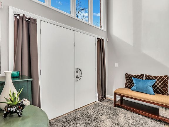 3rd image of 933 Central Ave #6