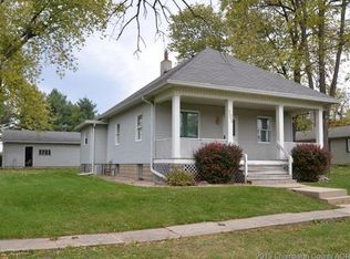 202 E North 2nd St, La Place, IL 61936