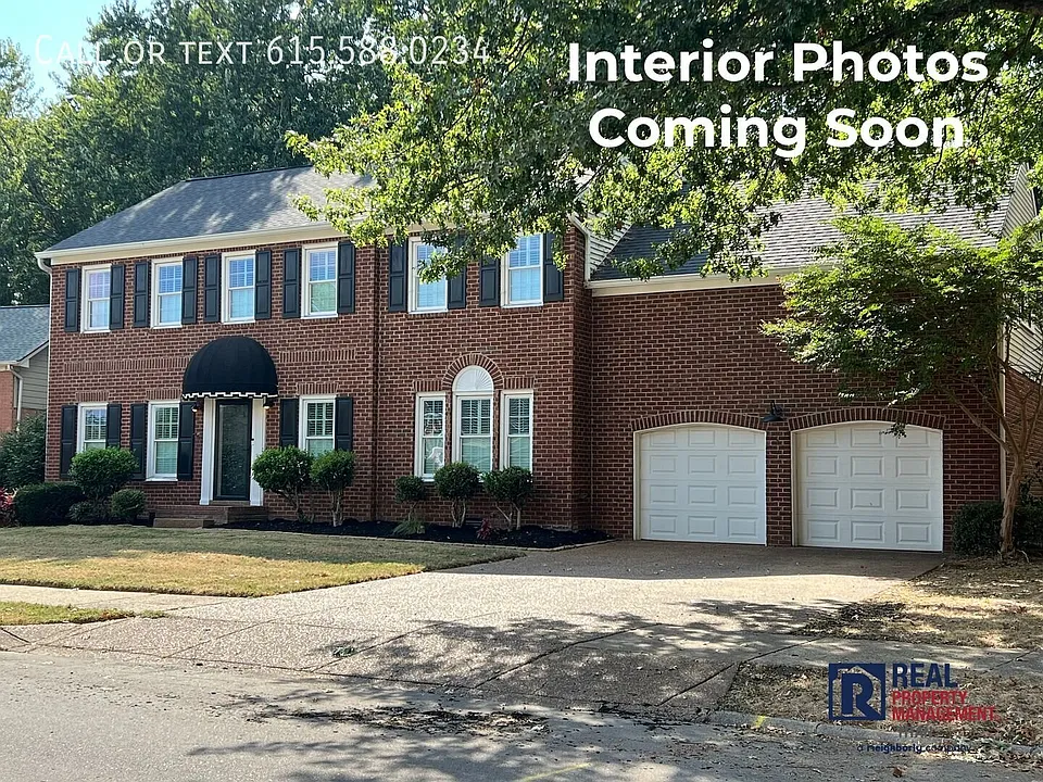 1382 Buckingham Cir