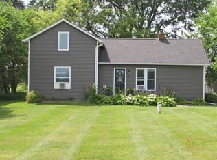 834 S Dietz Rd, Webberville, MI 48892