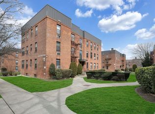 47-21 215th Pl #3C, Bayside, NY 11361