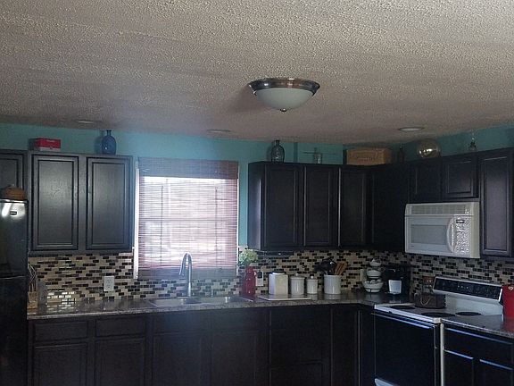 3rd image of 753 S County Road 100 W