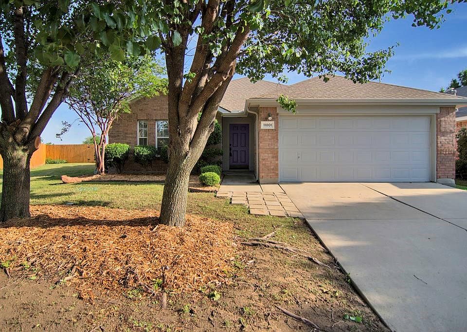 1st image of 11801 Hickory Cir S