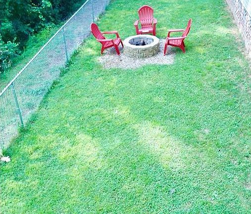 3rd image of 2262 Oakridge Dr