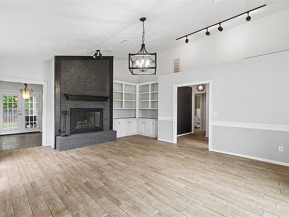 4th image of 11313 E Cimarron Dr