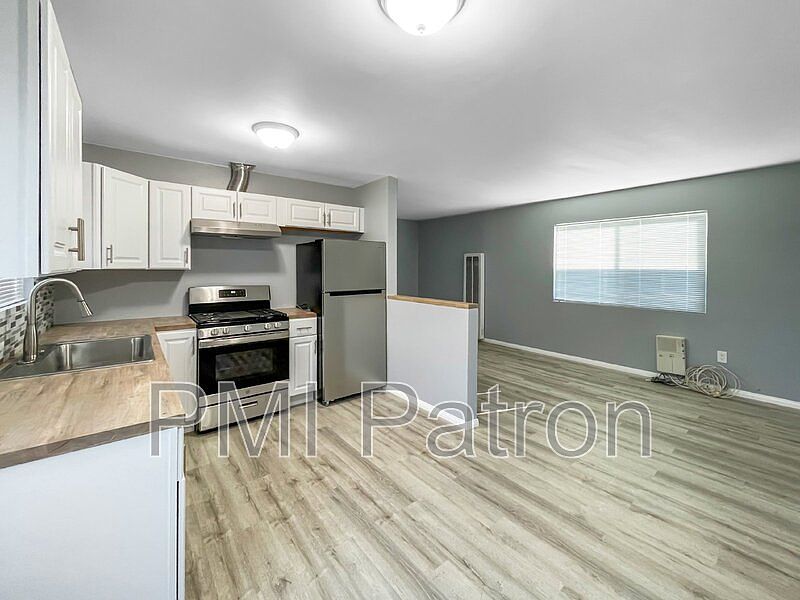 1st image of 22311 Arline Ave N