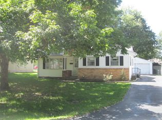 522 N Oak St, Monticello, IL 61856