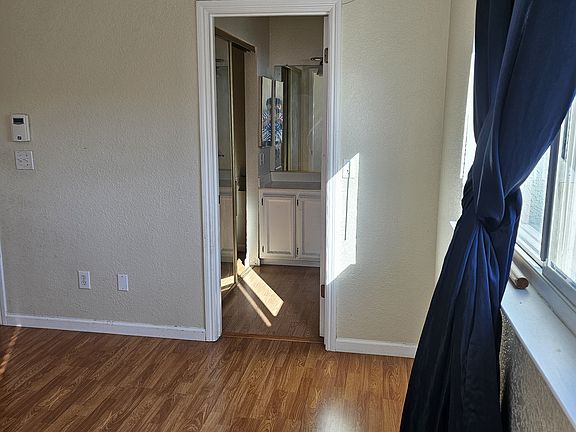 5th image of 4864 N Laguna Dr