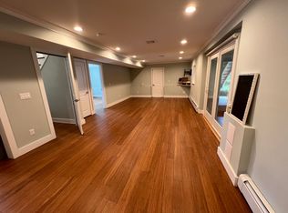20 Elizabeth Ave APT 2, Edison, NJ 08820