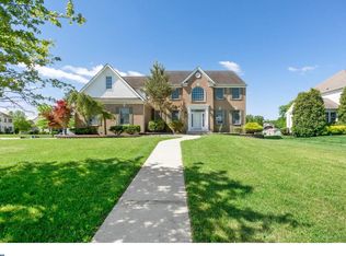40 Eton Dr, Sewell, NJ 08080