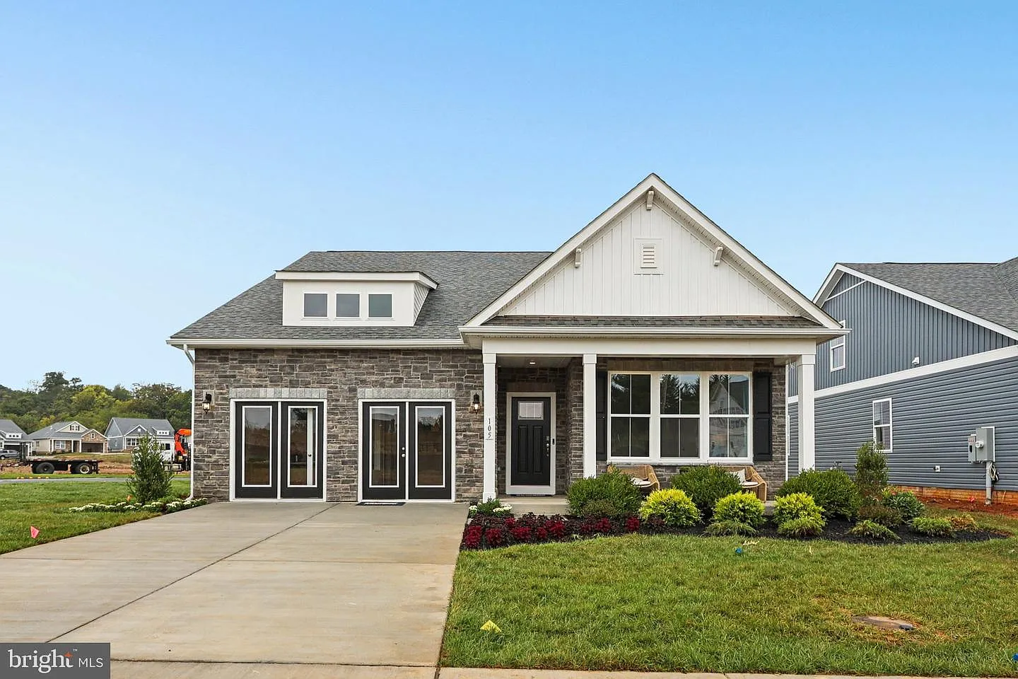 232 Hydrangea Way photo 1