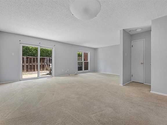2nd image of 10445 Corbeil Dr