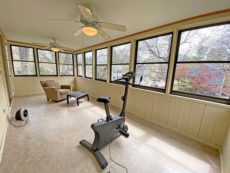 1st image of 263 Auburndale Ave