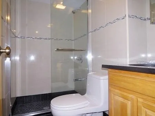 Rented by Capri Jet Realty Corp | media 62