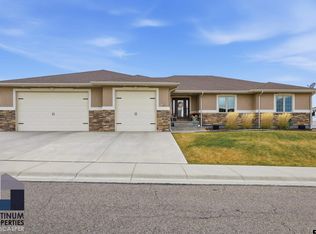 2814 Hogan Dr, Casper, WY 82601