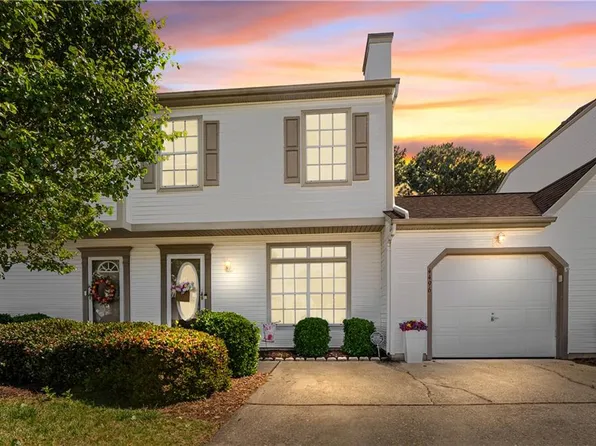 4496 Kidder Dr, Virginia Beach, VA 23462