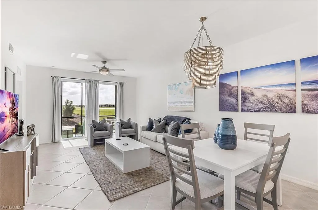 2 bed, 2.0 bath, 1120 sqft, $4,500 — Photo 4