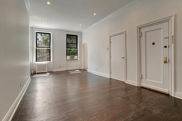 Rented by Twyford Real Estate | media 1