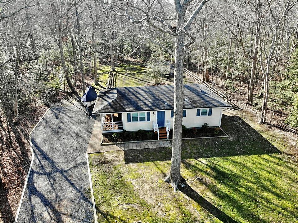 1st image of 549 Bay Quarter Dr