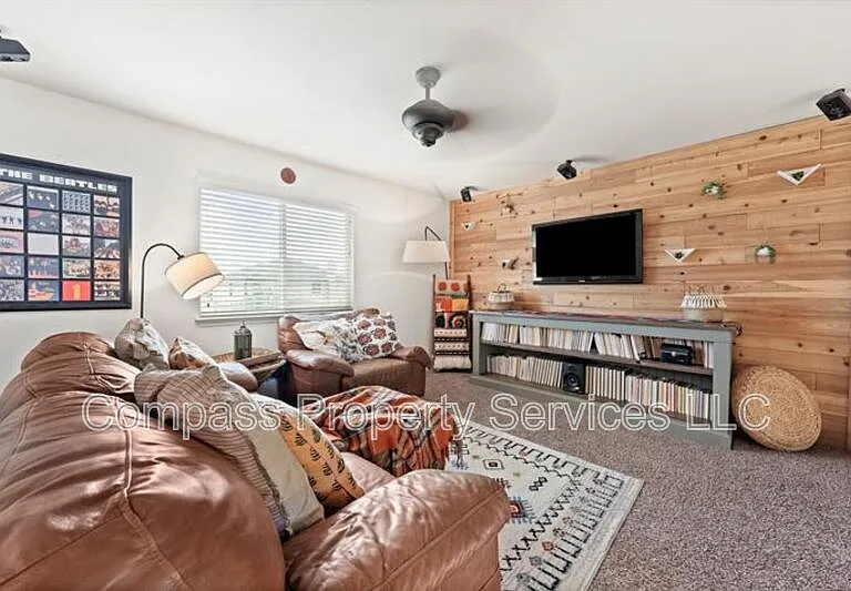 5516 Pinery Dr #5516 PINERY DR — Photo 14