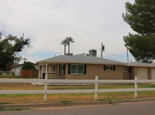 3122 N 40th St, Phoenix, AZ 85018