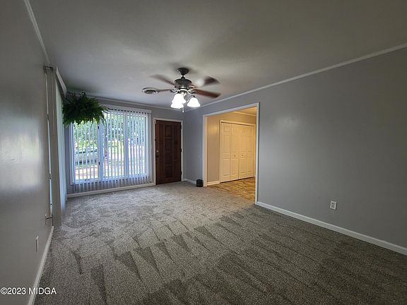 5th image of 217 Mason Dr