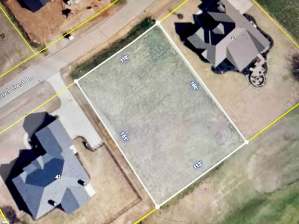 39 Laurelcrest Ln, Travelers Rest, SC 29690