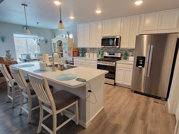 5th image of 8225 River Run Dr #1
