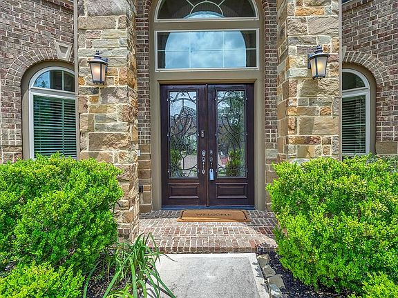 4th image of 27806 Warren Park Dr