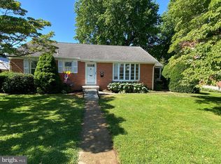 434 W High St, Womelsdorf, PA 19567
