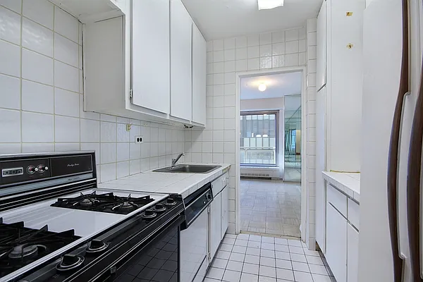 Sold by Corcoran | media 50