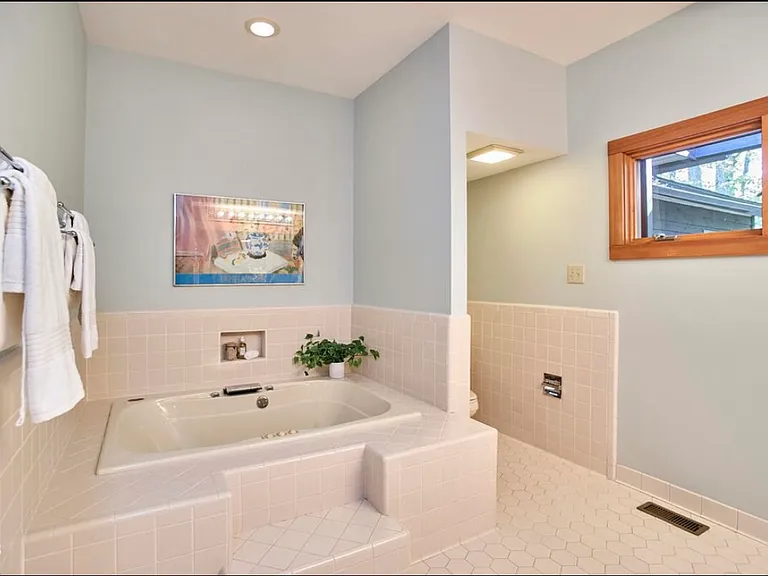 113 Rhododendron Dr — Photo 10