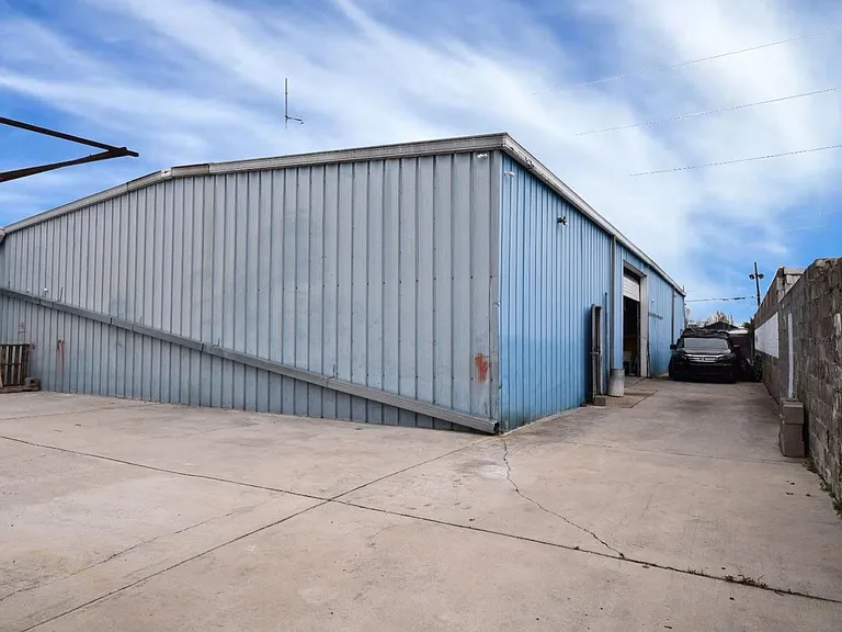 2728 Conti St — Photo 14