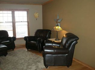 1324 Greenfield Dr, Marshalltown, IA 50158