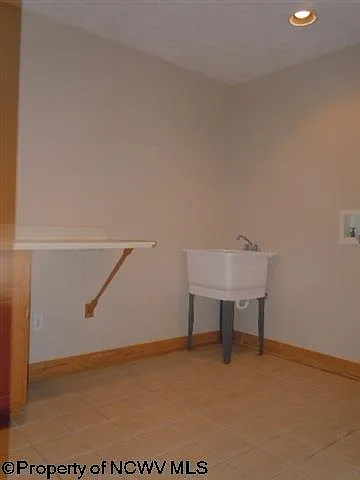 9 Brookside Pl — Photo 14