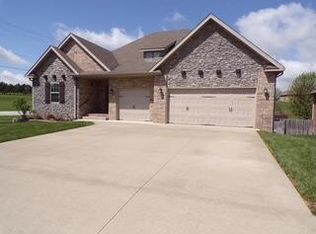 901 N 23rd Ave, Ozark, MO 65721