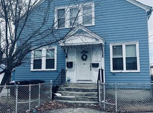 14 Dutton St, Providence, RI 02909