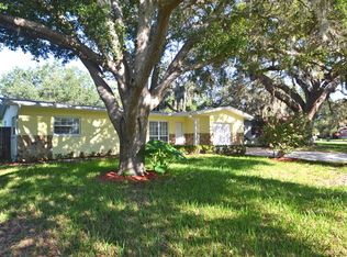 82 Lexington Dr, Dunedin, FL 34698