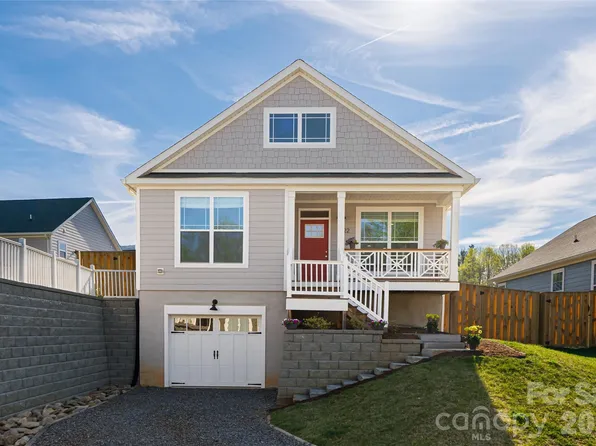 1022 Padgett Pl, Black Mountain, NC 28711