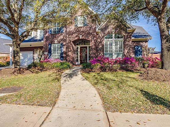 2nd image of 12122 Cielio Bay Ln