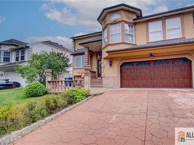 80 Ortley Ct, Matawan, NJ, 07747