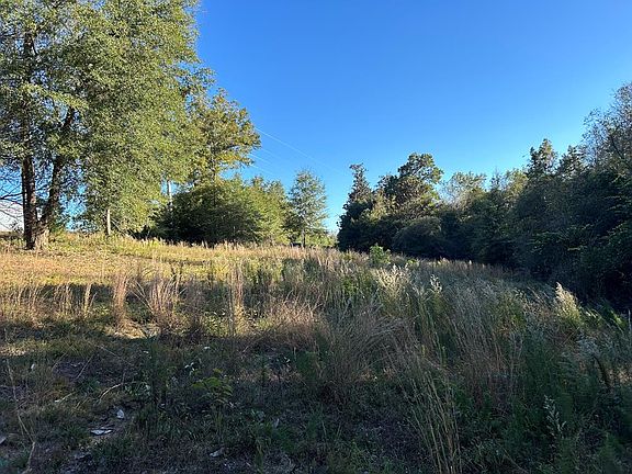 5th image of 2212 County Road 15