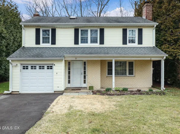 21 Innis Ln, Old Greenwich, CT 06870