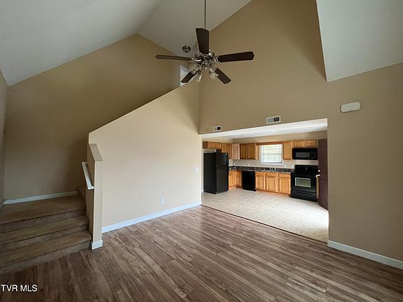 5th image of 311 Preservation Cir