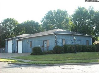 1521 Niles Rd SE, Warren, OH 44484