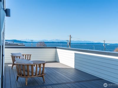 2626 58th Avenue SW #A, Seattle, WA, 98116