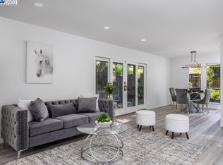 5470 Roundtree Dr APT F, Concord, CA 94521